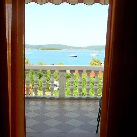 Apartment Beach Studio Roza Biograd - Premium Location Biograd Na Moru