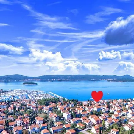 Beach Studio Roza Biograd - Premium Location *