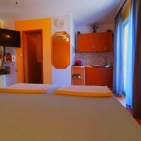 Beach Studio Roza Biograd - Premium Location * Biograd Na Moru
