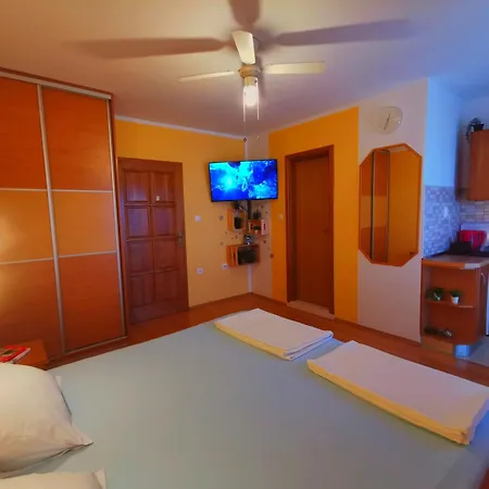 Beach Studio Roza Biograd - Premium Location Biograd Na Moru